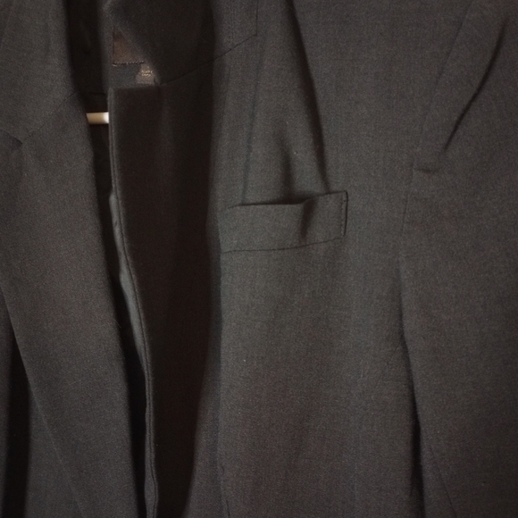 The limited grey blazer size 4 - Picture 5 of 10